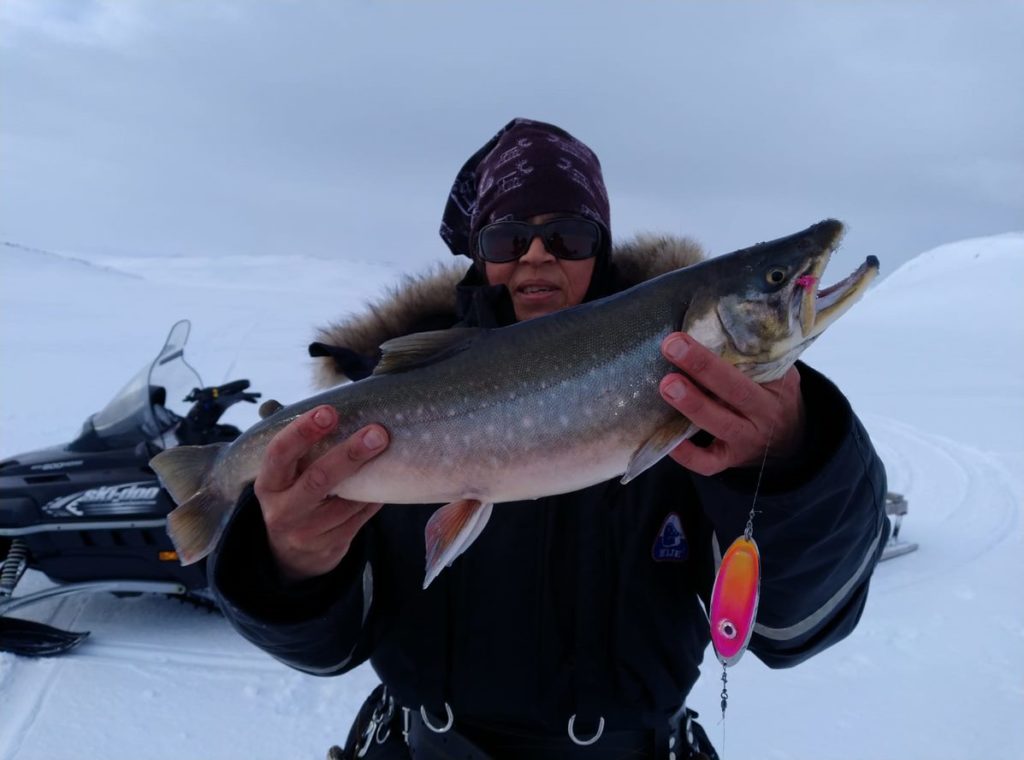 Minna Saramo @kalastajamimmi_inari "Norjassa 4/2022, suurin pilkkirautuni 1,73kg"